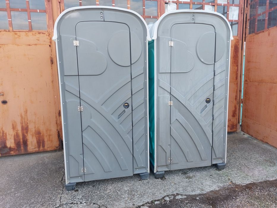 Преносими тоалетни