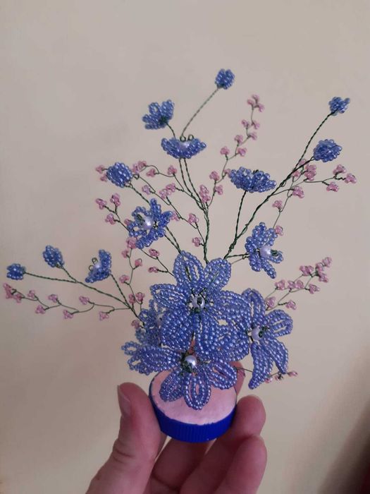 Дерево из бисера