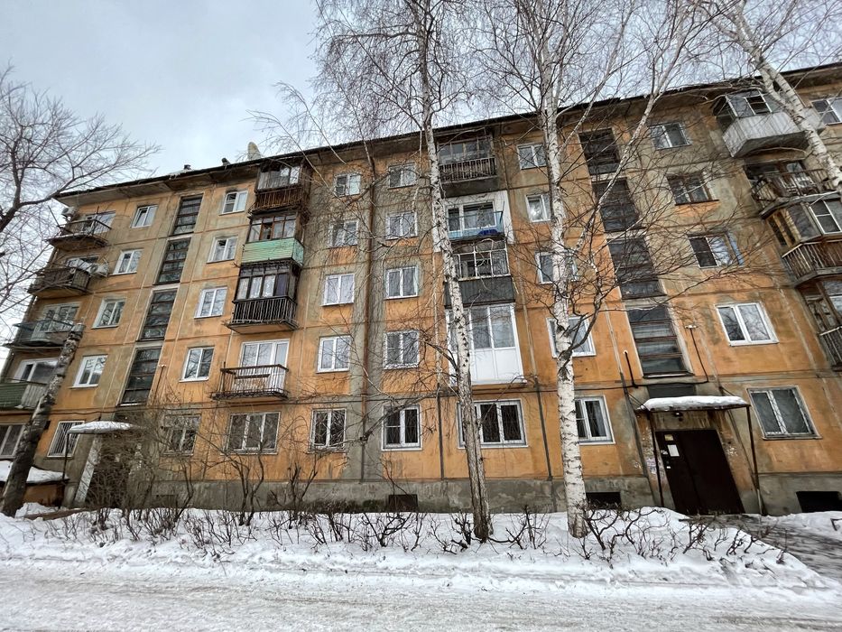 Продам 2шку на Мызы 25