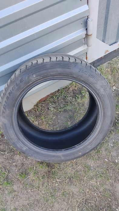 Два баллона 255/45 r18