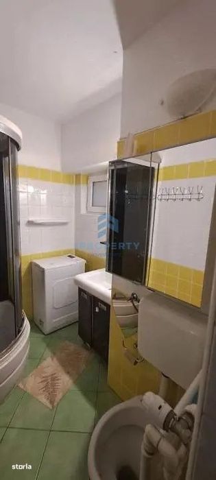 Apartament 3 Camere | Obor | La 1 Minut De Metrou | Centrala Termica |