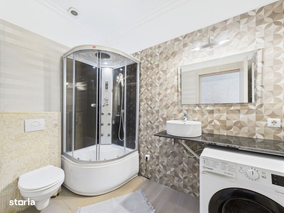 Ap de lux 3 camere, Pajura-Damaroaia,bloc boutique,cu terasa generoasa