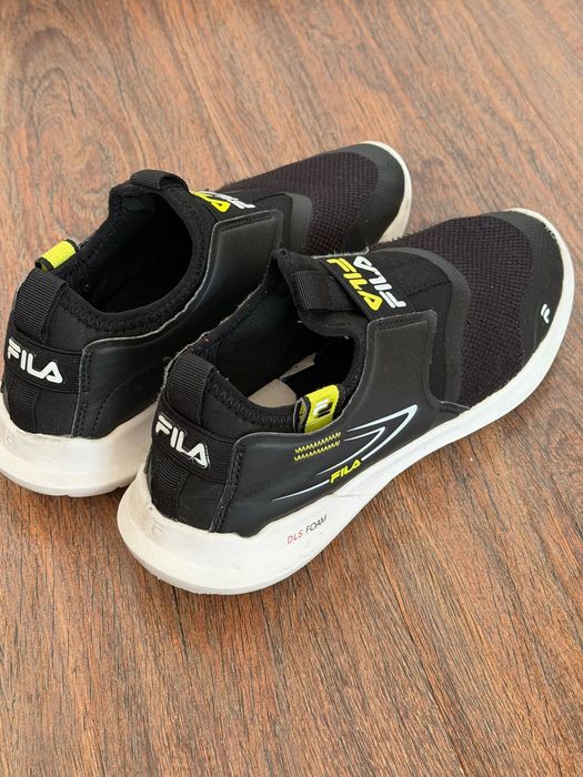 Кроссовки Fila 39 размер