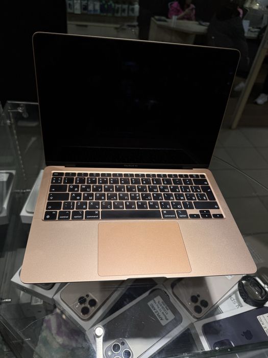 Macbook Air M1 8/256 92%