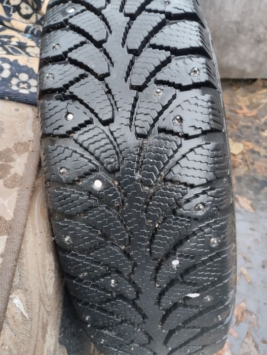 Продам покрышки на 13