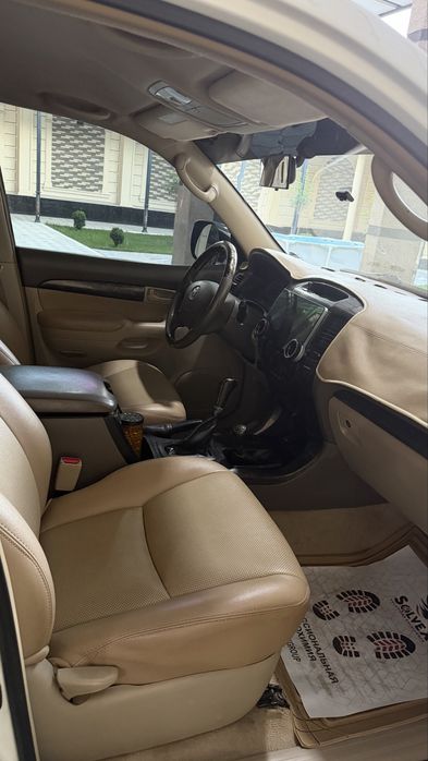 Toyota Land cruiser 120 talik 2.7 mator sotiladi srochna
