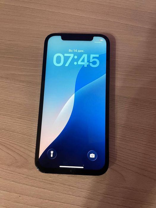 iPhone 12 Pro. 256gb В хорошем состоянии