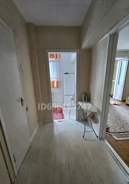 Подселение девушки