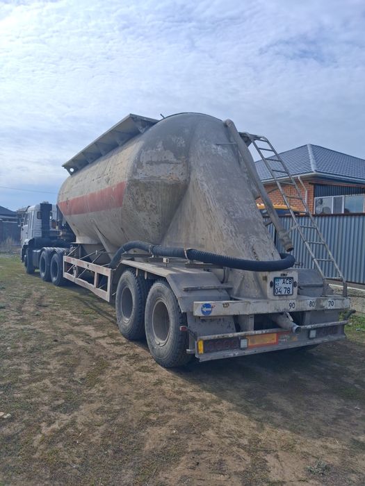 Цементовоз в отличном состоянии