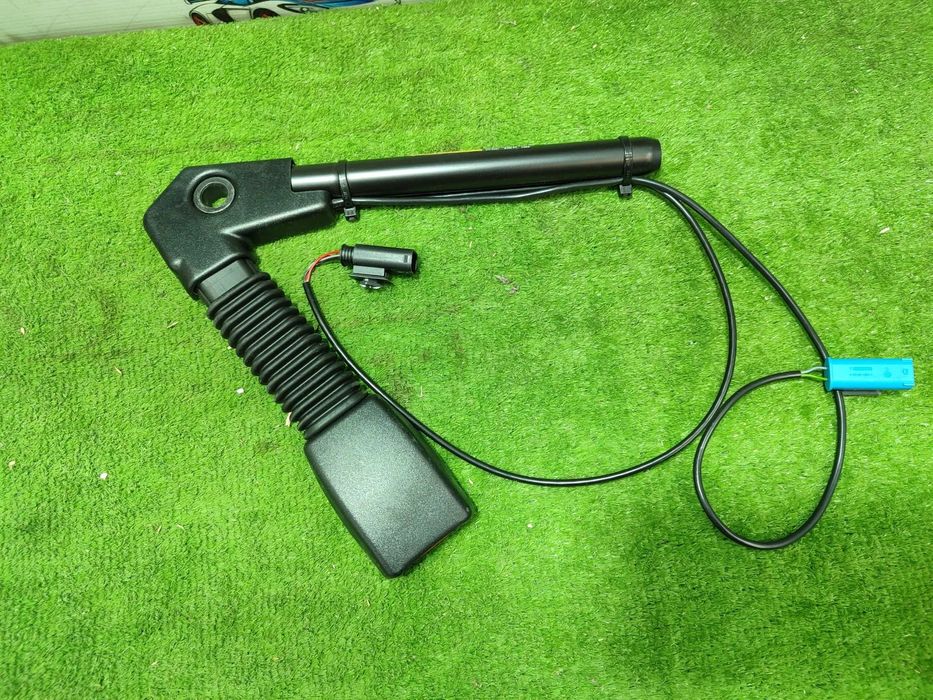 PRETENSIONATOR CENTURA SIGURANTA FATA (2 BUC.) MINI ONE / MINI COOPER / MINI COOPER S / R50 R53 R52 CONVERTIBLE 2001-2006 COD OEM 561257102 / 561257002 / 72111485967 / 72111485968 (5G2)