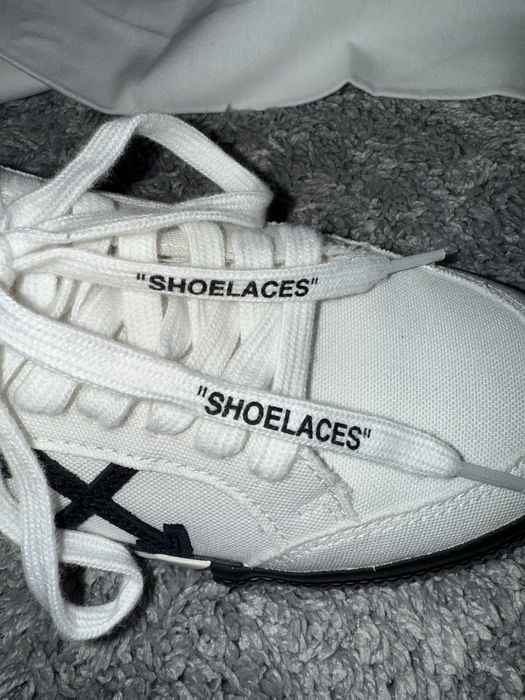 OFF WHITE vulcanized canvas white