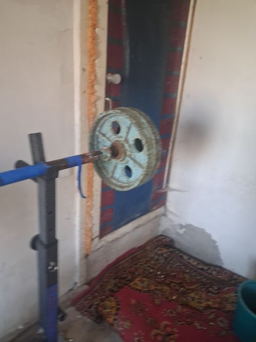 Скамья для жима, штанги блины, стойки