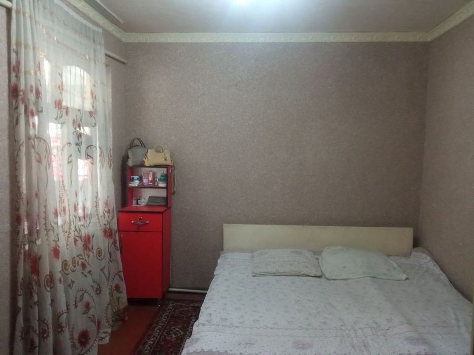 Ховли уч сотих Икки хона ошхона ванна туалет айвон 4,5-14,5 метр.