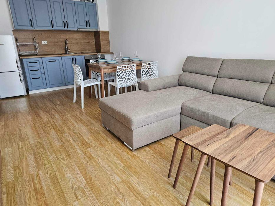 Дава се под наем Двустаен апартамент в Созопол - 60 кв.м за 102 € - Снимка #2