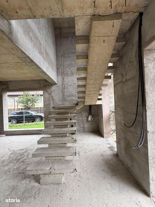 Vila PREMIUM de vanzare- vecinatate padure-1040mp curte- 4 dormitoare