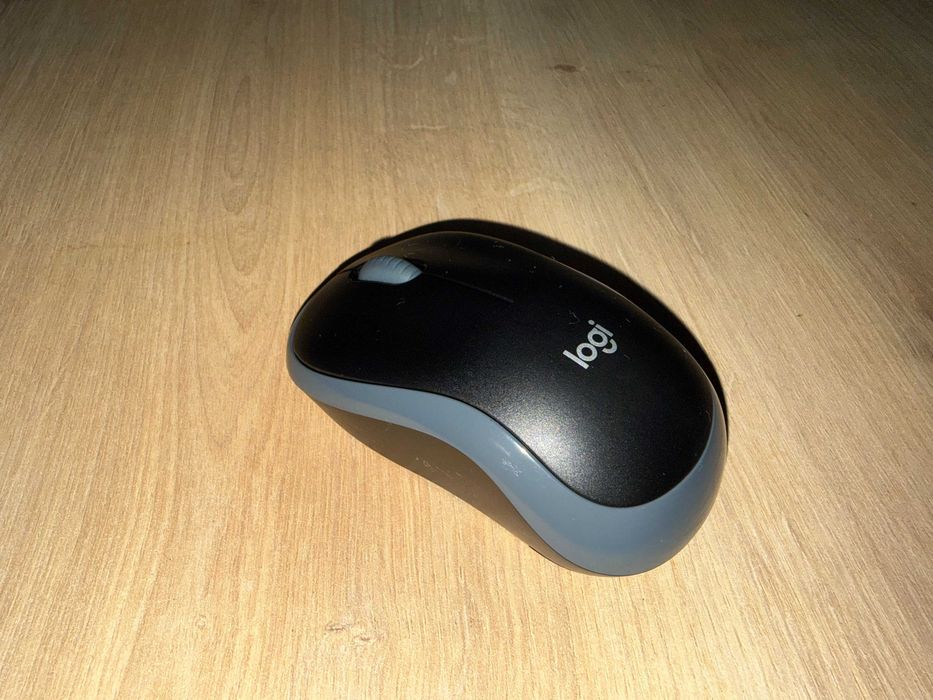 Tastatura Kit Logitech Wireless Desktop MK270