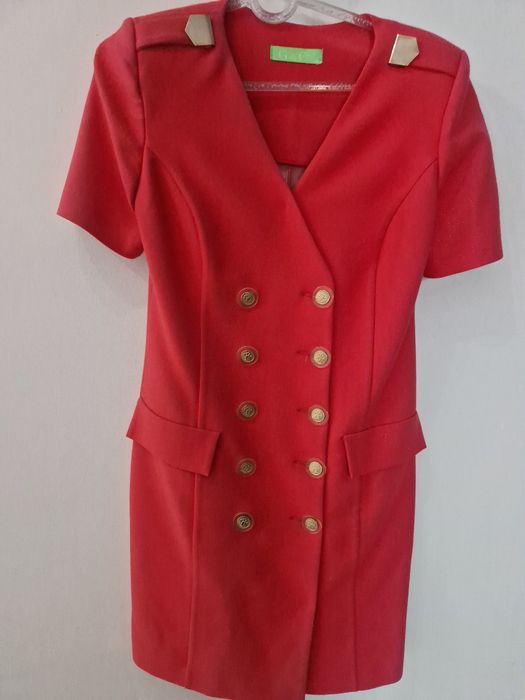 Перфектна вечерна рокля