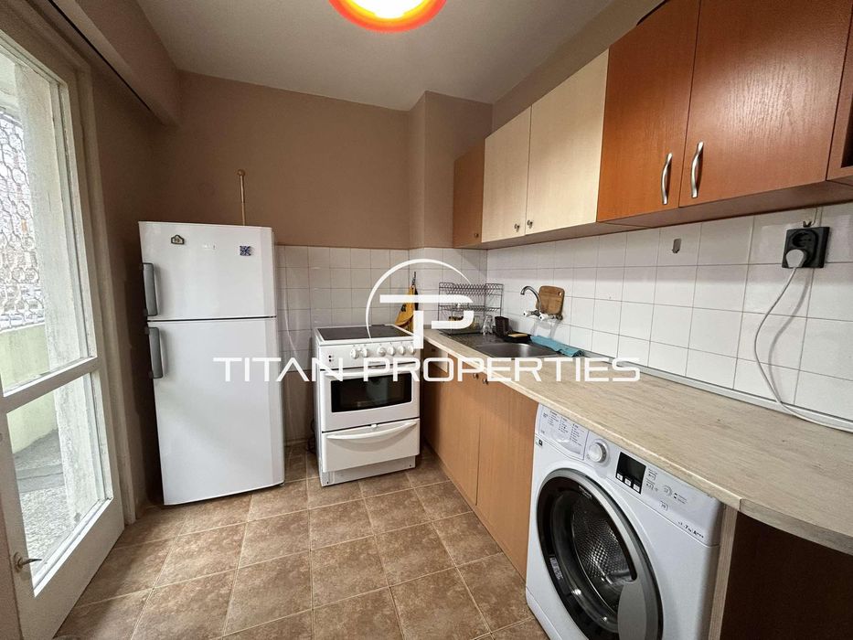 Дава се под наем Двустаен апартамент в Варна, Чайка - 70 кв.м за 281 € - Снимка #1