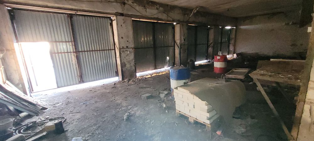 Продаётся территория с гаражами