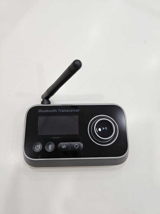 BT17 Bluetooth 5.3 Аудио Адаптер 3 в 1 с LCD дисплей – TX/RX/Bypass, AUX/RCA/Оптичен, двойно свързване