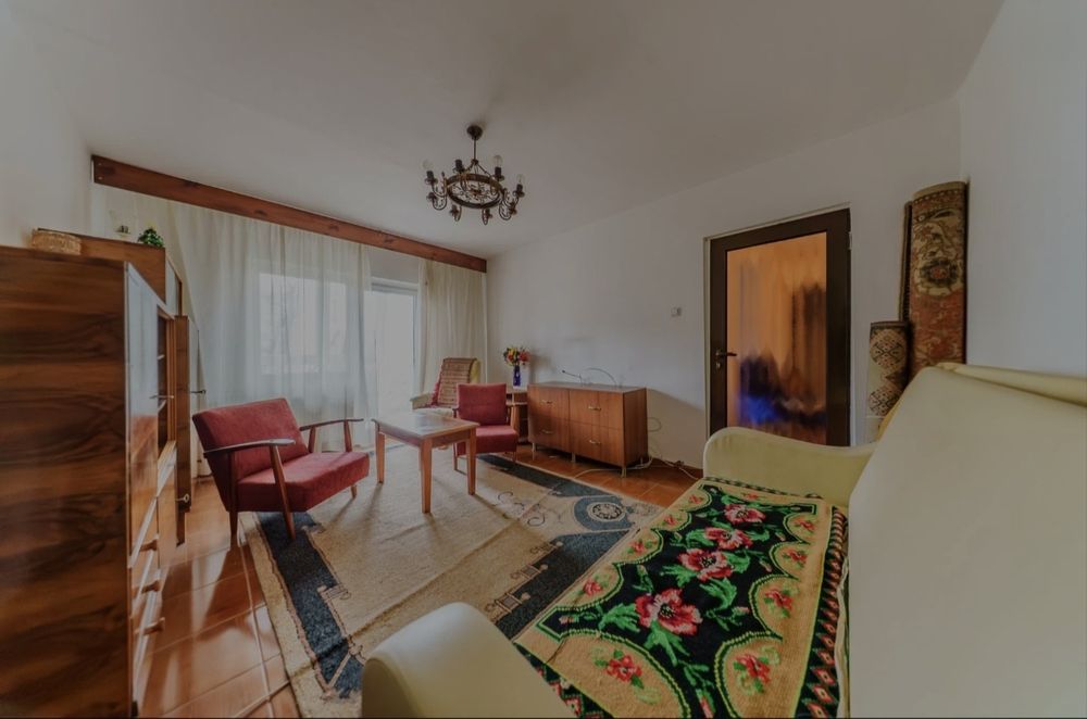 Apartament 2 camere Micalaca de vânzare