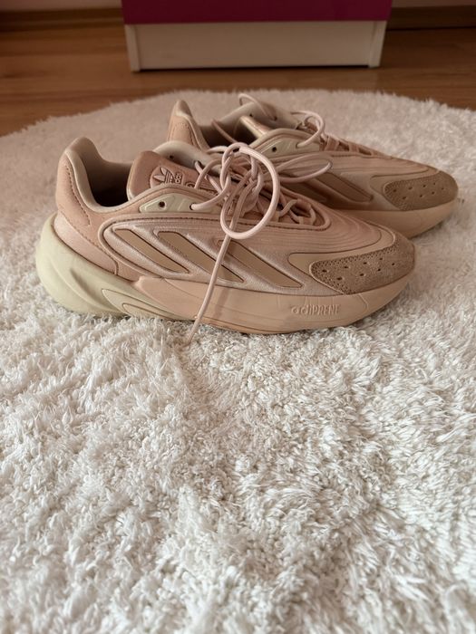 Оригинални маратонки Adidas
