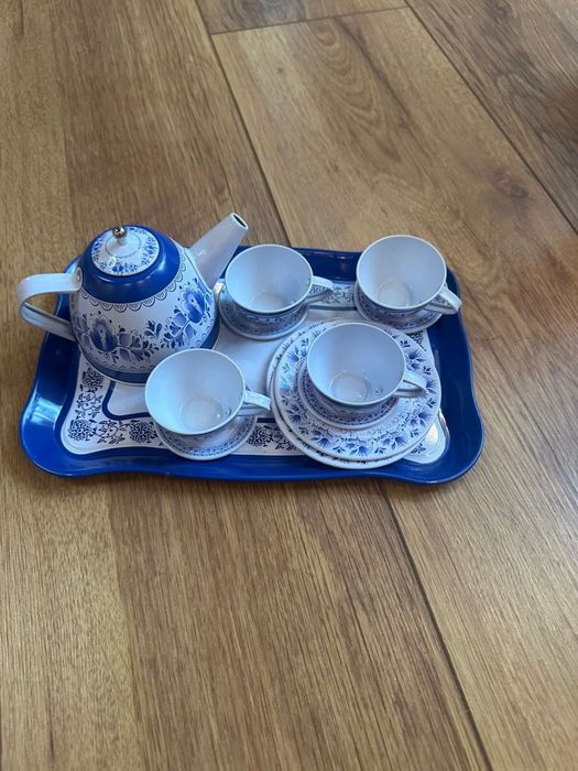 Продам наборы посудок