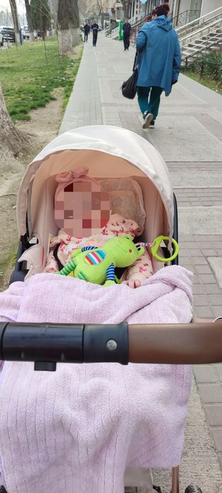 Ппродам коляску с автокресло