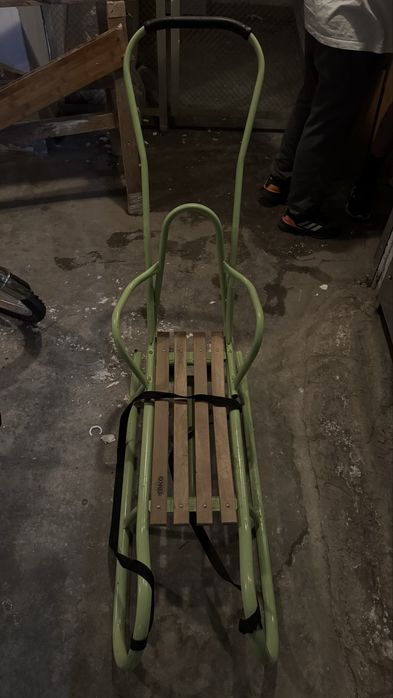Продаю бу санки для детей