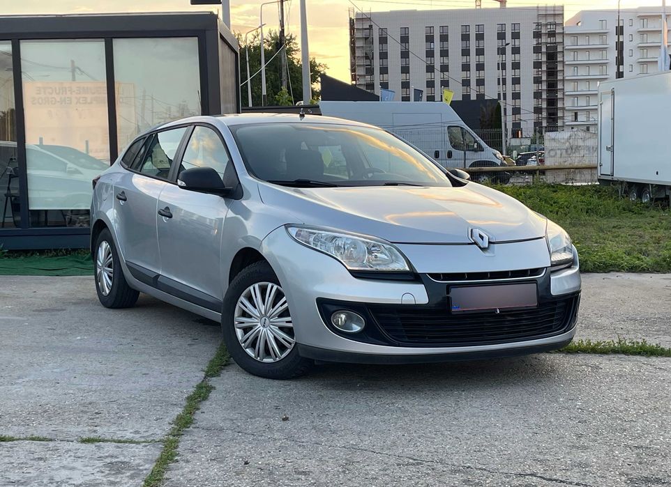 RENAULT Megane 2012 — imagine 2