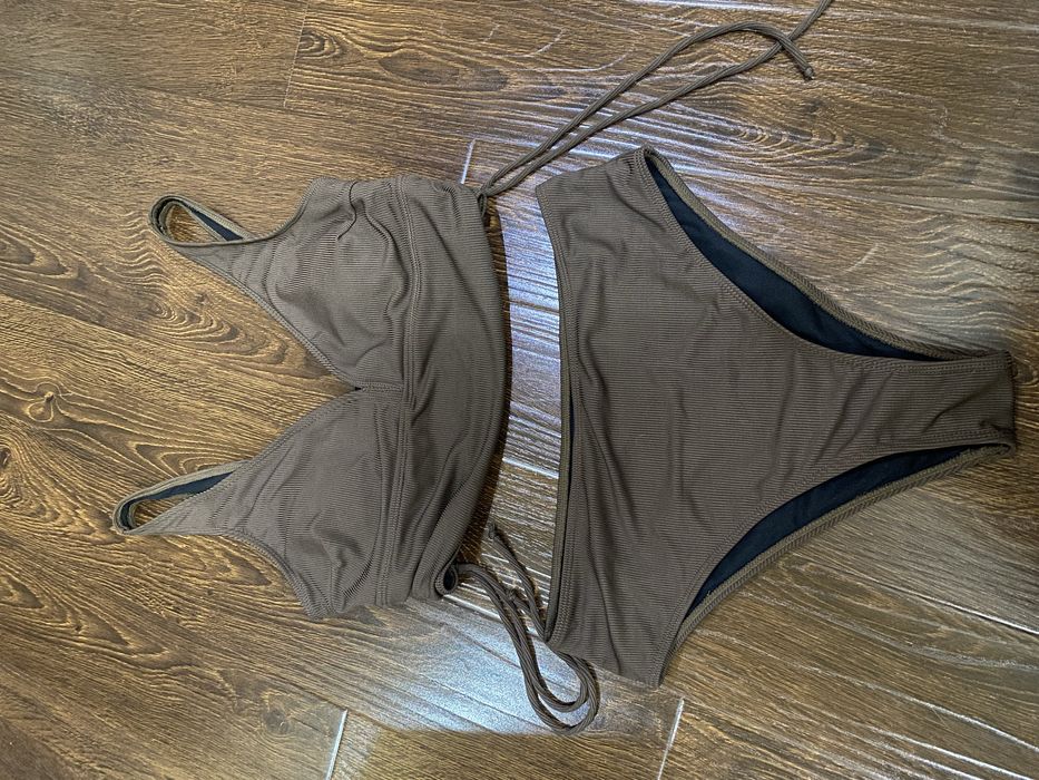 Трендовый купальник в рубчик в цвете «Горький шоколад»