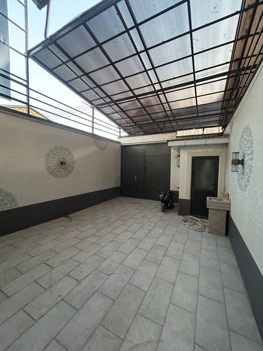 Ассалому алекум таййор кириб яшайдиган  3 етажли евро ремонтли катедж