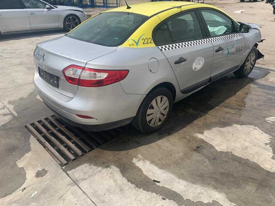 dezmembrez renault Fluence 1.6i/bara spate fluence/usa fata fluence/