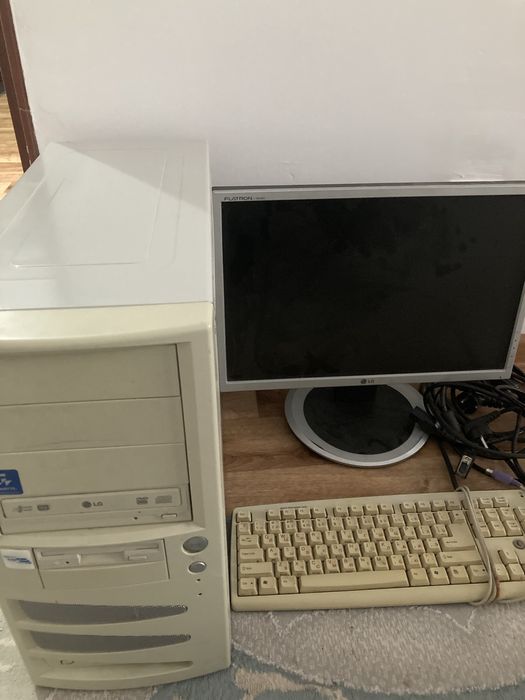 Продам компьютер 2008 г