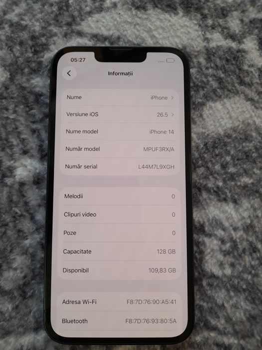 Vând iPhone 14 blue