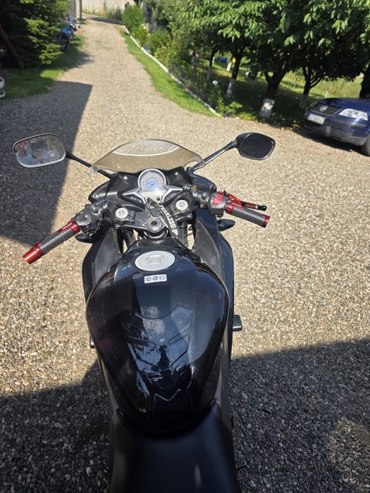Honda CBR 250R 2011,se comduce cu a2!