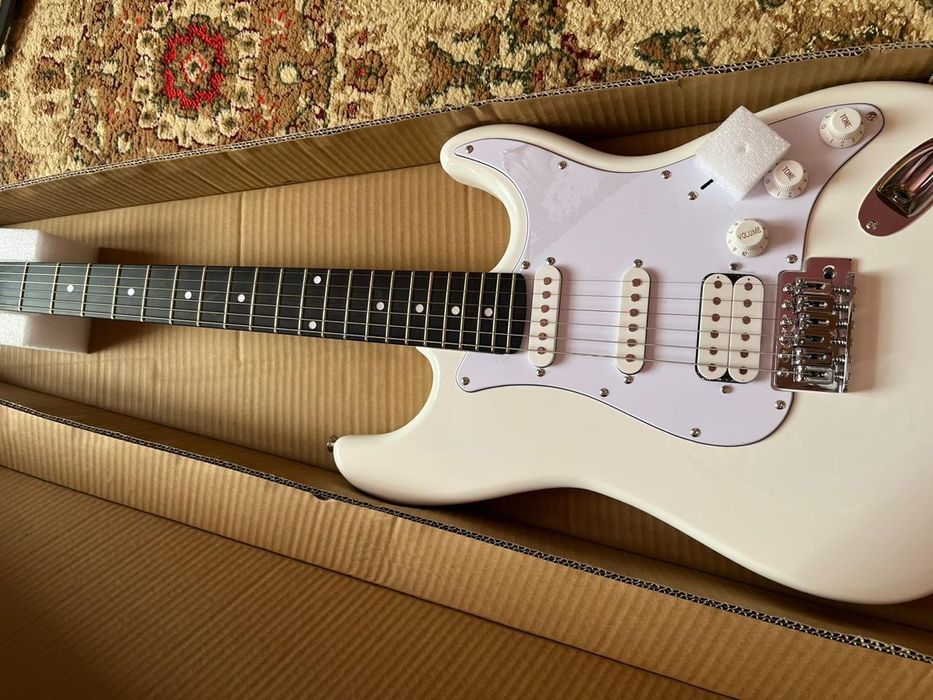 Продается электрогитара в идеальном состоянии!