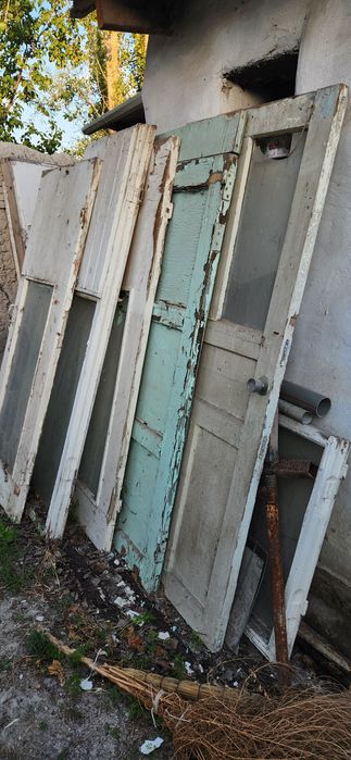 Taxta eshiklar sotiladi 100ming donasi 5 ta