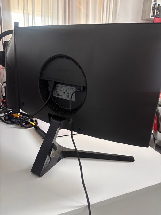 Monitor Curbat Gaming Samsung, LC24RG50, FHD, 144hz, 24”