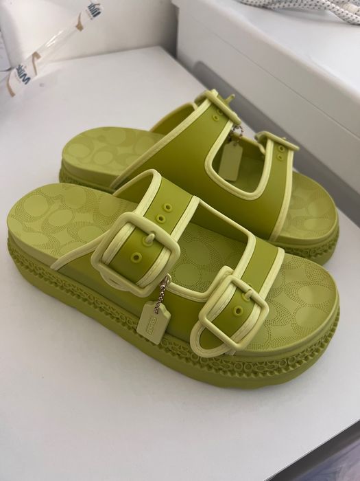 Coach оригинални нови Сандали