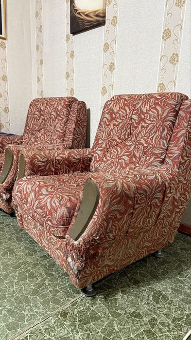 Кресло 2 шт продам