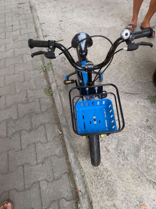 Продавам детско колело