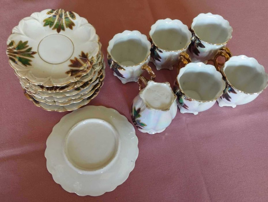 Порцеланов сервиз за кафе - 6 чаши с чинийки (1920-1924 год.)