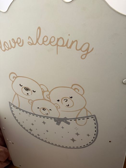 детская кроватка с комодом