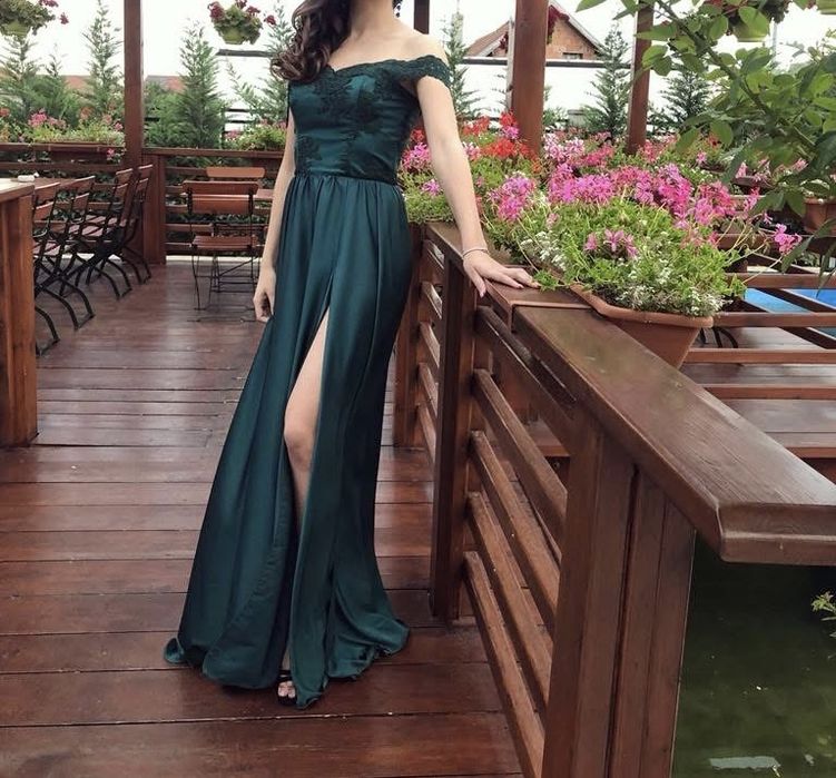 Vand rochie de ocazie