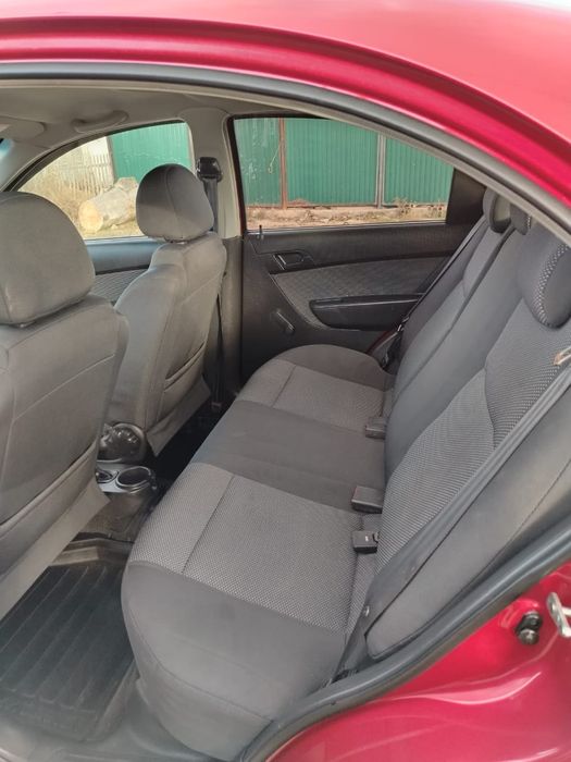 Продам машину Chevrolet Aveo