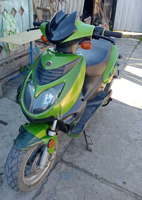 Скутер 125 кубов