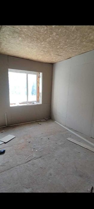 продам двухкомнатную квартиру