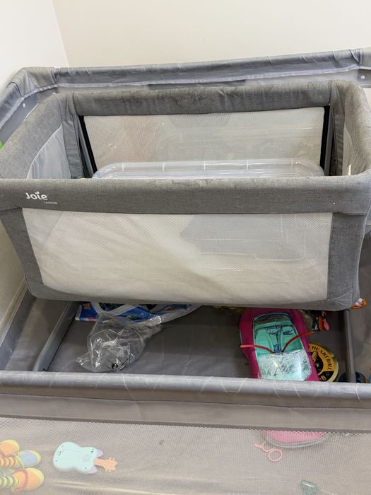 Детский манеж-кровать Hahafish с люлькой