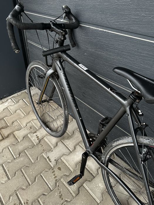 Шосеен велосипед Specialized – 700C  3х8  55см